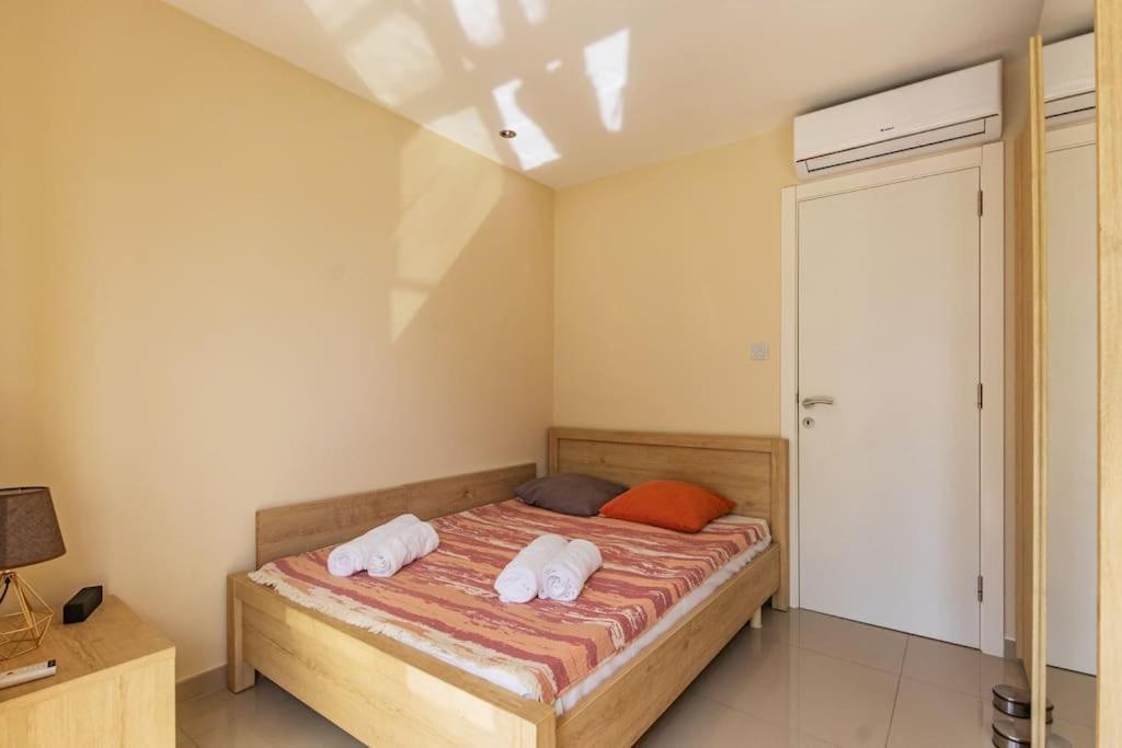 Modern 3 Bedroom Apartment Close To Paceville And Beach Is-Swieqi Eksteriør bilde