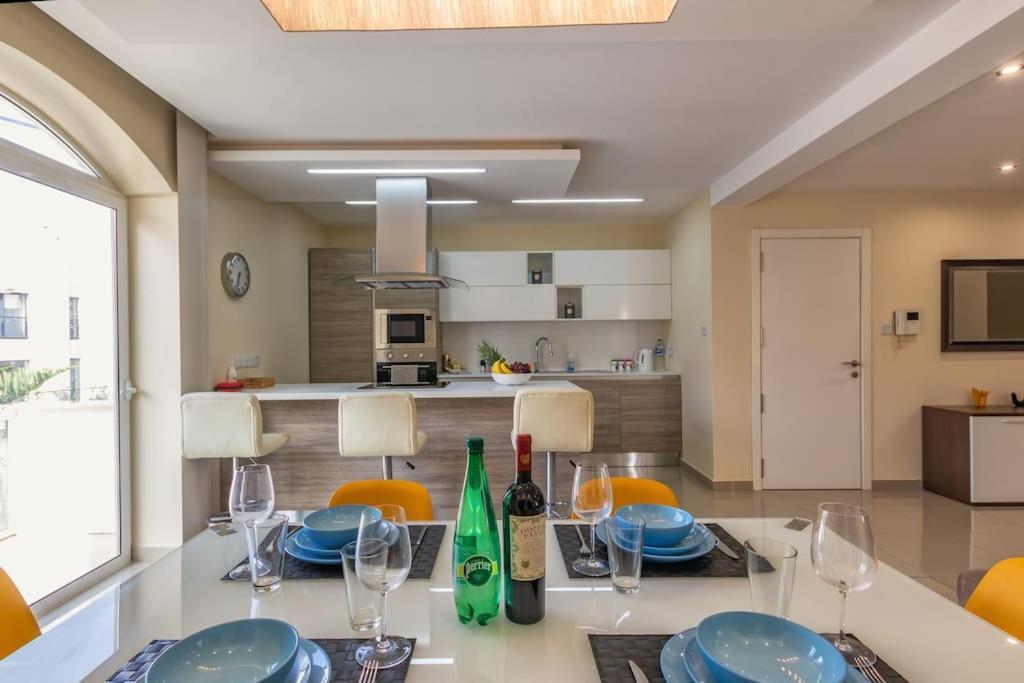 Modern 3 Bedroom Apartment Close To Paceville And Beach Is-Swieqi Eksteriør bilde